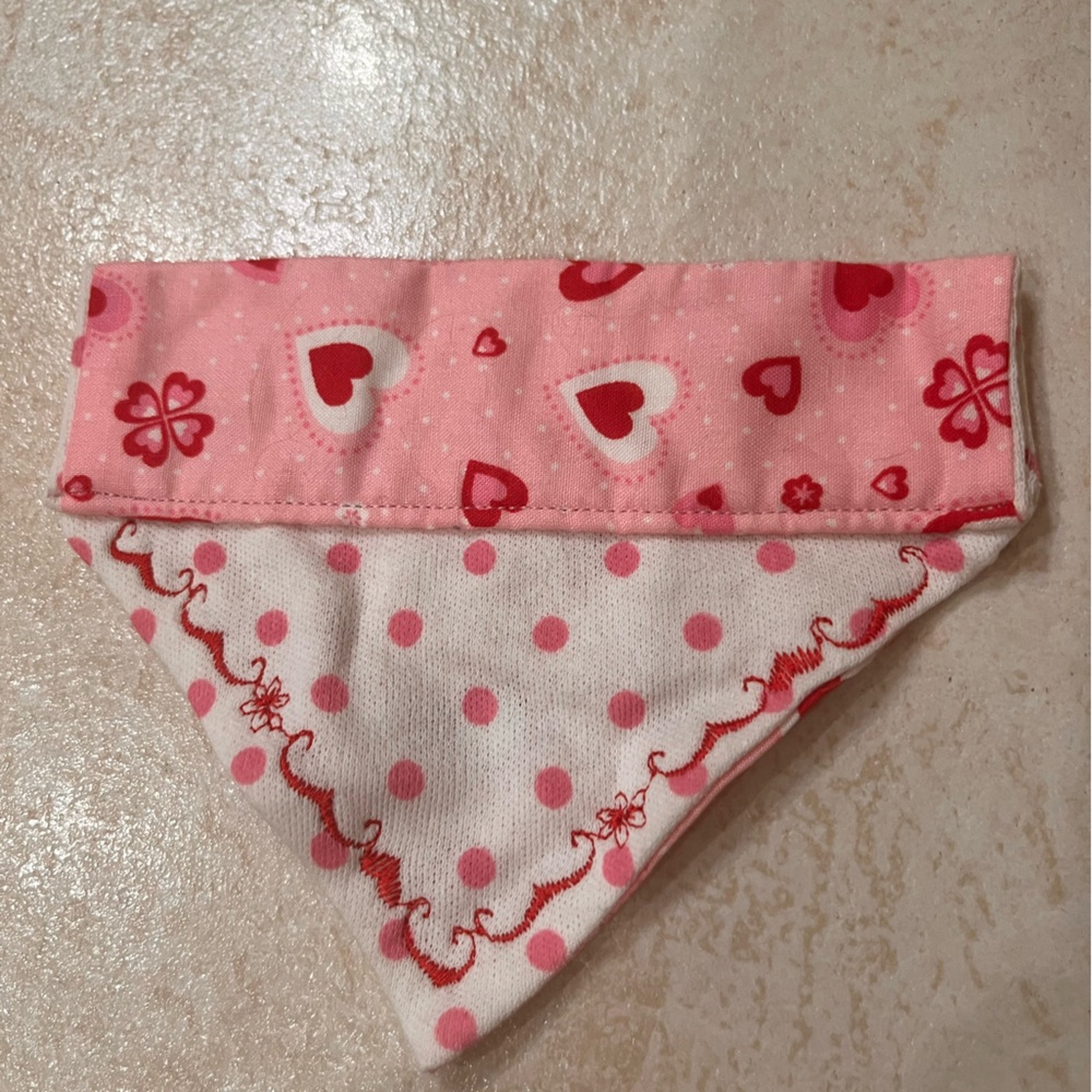 Pet Bandanna Heart Themed, Slides Over Collar